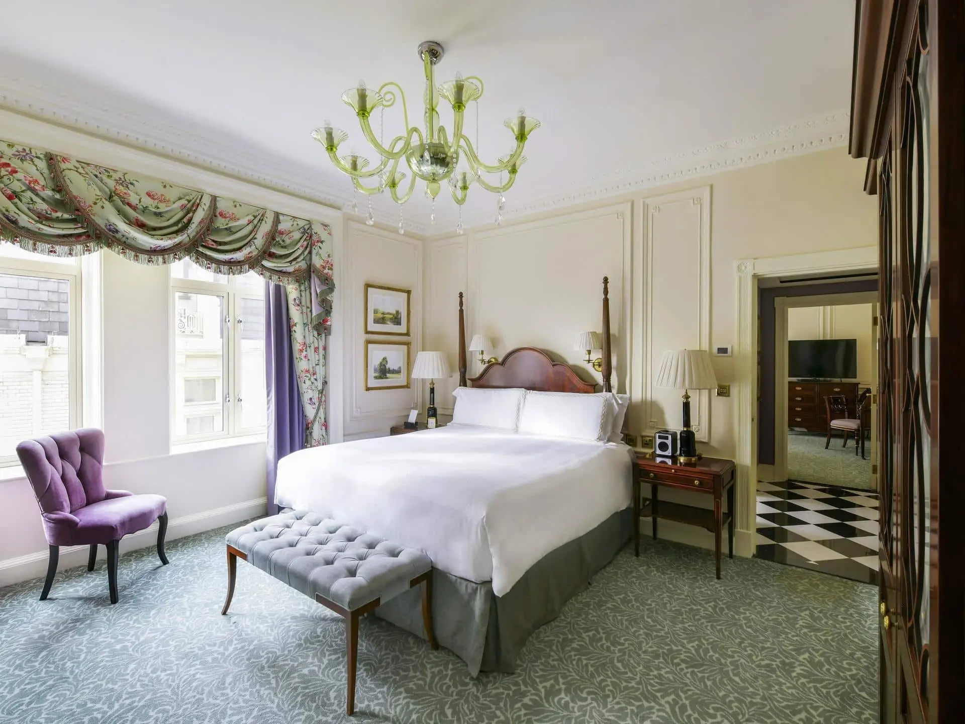 The Savoy_London_Deluxe Junior Suite 01_VIP Trips for Kids