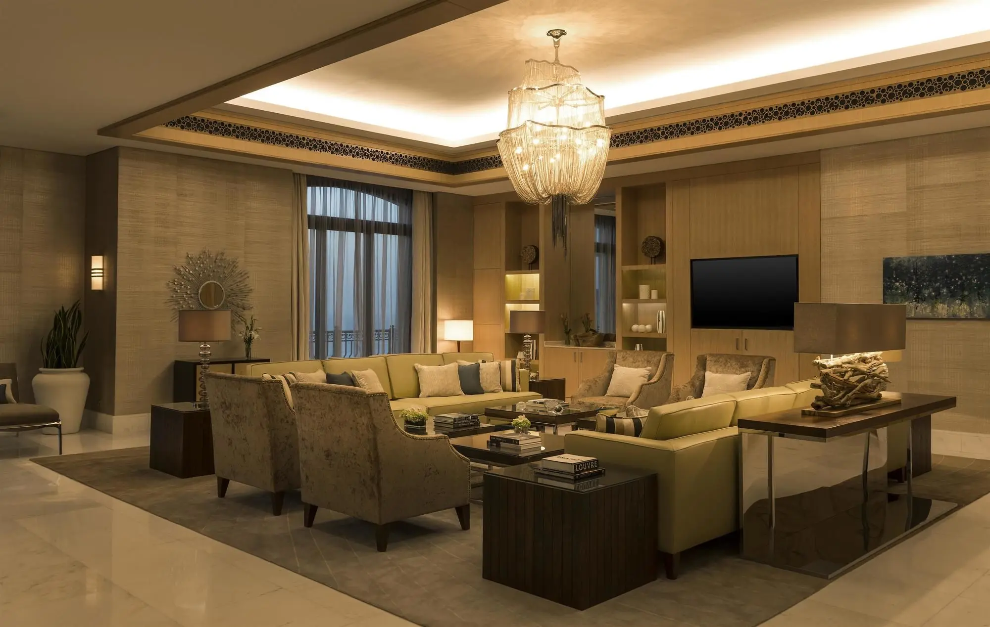 Royal Suite - Living Room 02